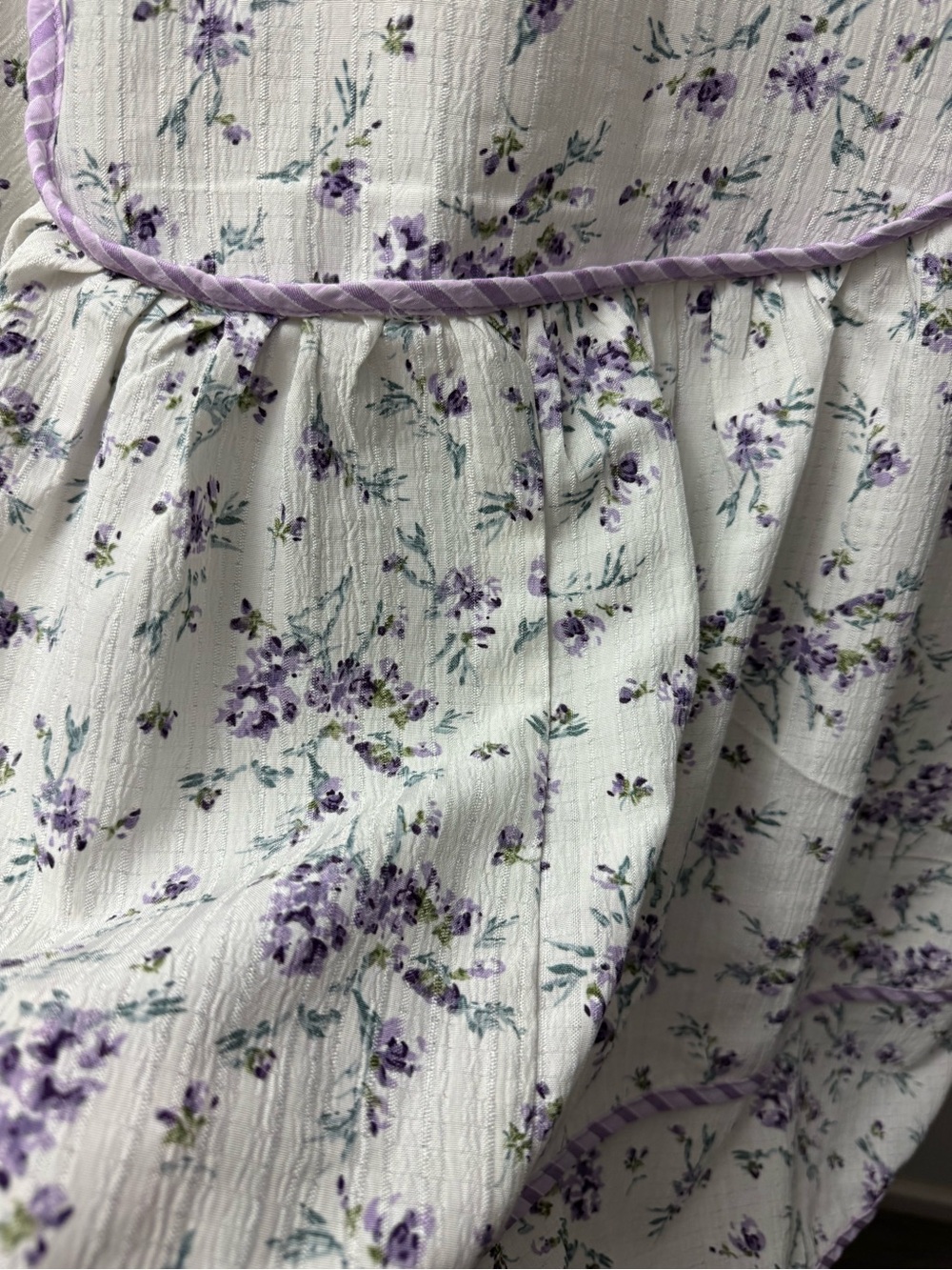 entro Cream and Lavender Floral Peasant Blouse - Picture 3 of 4
